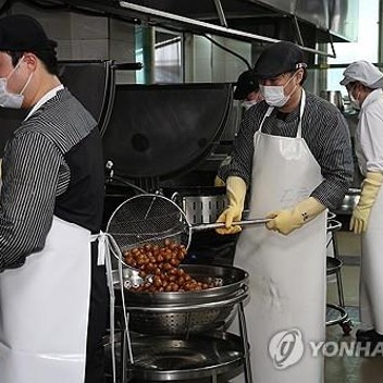 군 급식 식재료에 농축수산물 수의계약 비율 유지