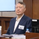 짧은 흰머리·수척해진 尹…'수용번호 3617' 달고 판사에 '꾸벅'