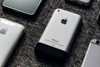 '애플'이 이렇게 욕먹으면서도 충전기 안 주는 이유