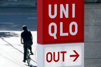 'NO JAPAN'으로부터 일년 후, 현재 '히트텍' 1위는?