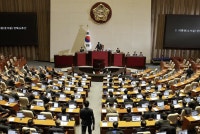 "탄핵 표결 불참 의원 제명·국민소환" 법안 추진된다